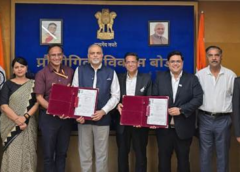 Govt Supports Commercialisation of Lightweight Indigenous CNG Cylinders